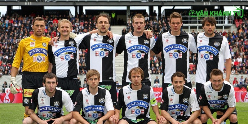 Sturm Graz đang tìm kiếm bàn danh dự trên sân nhà sau thất bại 0-5 lượt đi.