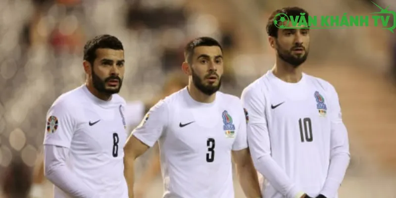Azerbaijan có thể chọn sơ đồ 5-4-1 nhằm giảm thiểu bàn thua