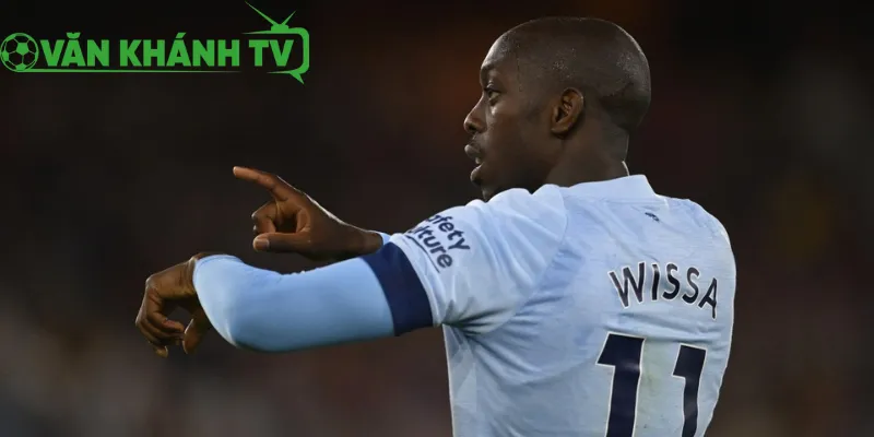 Newcastle sẽ thiếu vắng Ashby, Hall, Lascelles, Ruddy và Wissa
