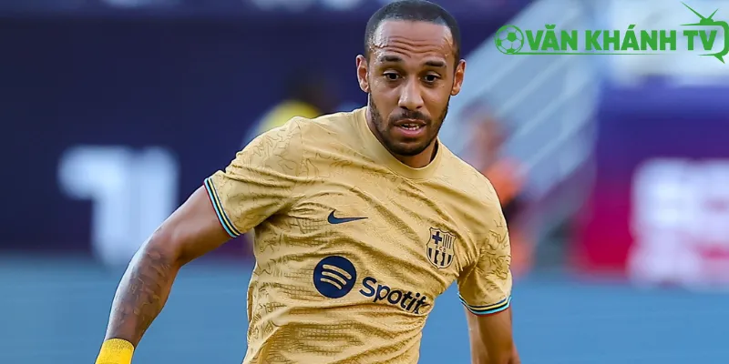 Pierre-Emerick Aubameyang Top 10 cầu thủ ghi nhiều hat-trick nhất thập kỷ