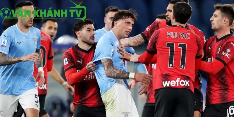 AC Milan kiểm soát trận đấu tại San Siro, áp đảo Lazio dù thiếu trụ cột